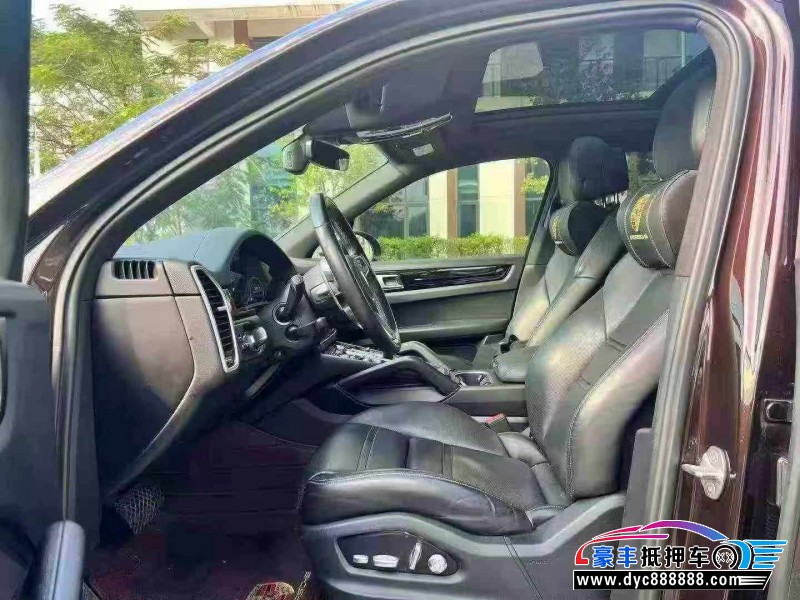 20年保时捷卡宴SUV抵押车出售