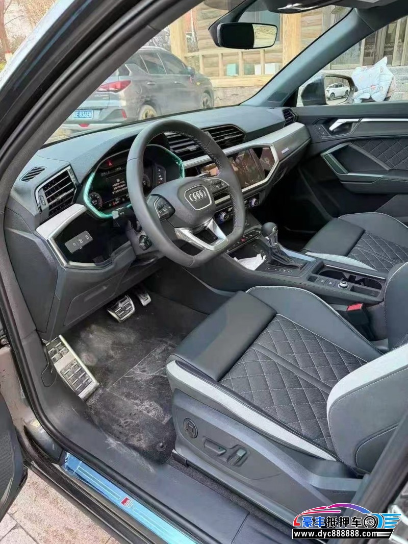 25年奥迪Q3SUV抵押车出售