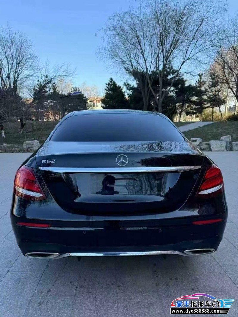 20年奔驰E轿车抵押车出售