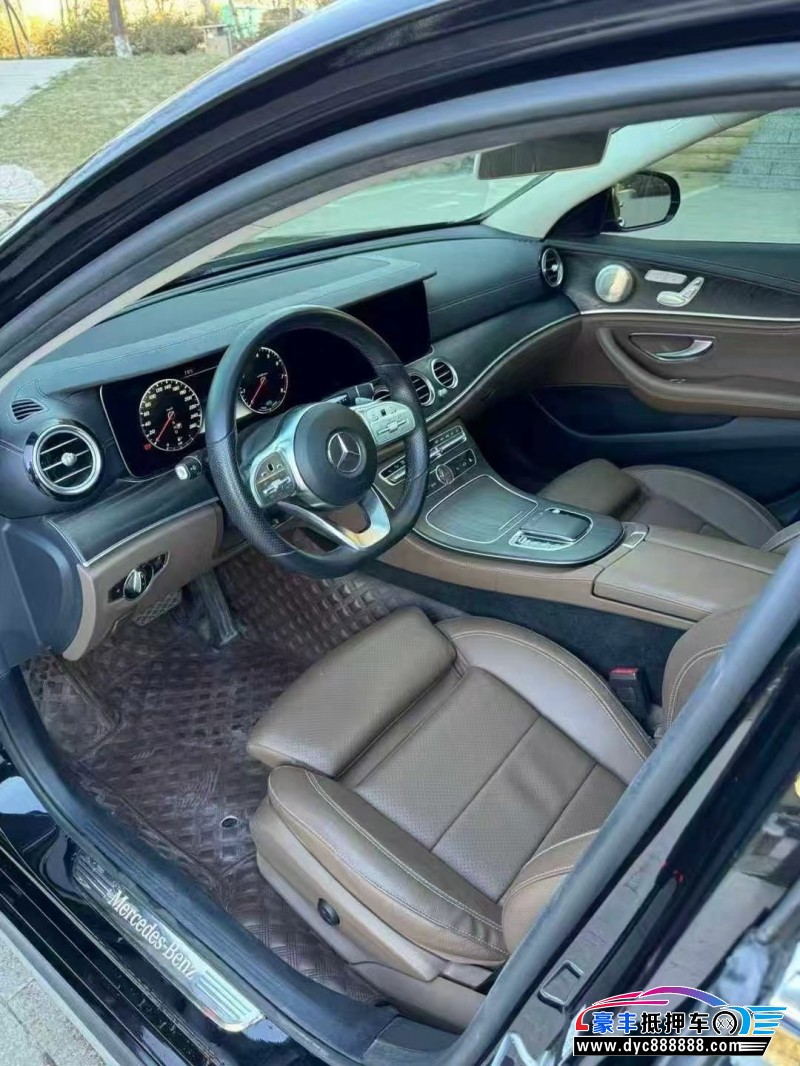 20年奔驰E轿车抵押车出售