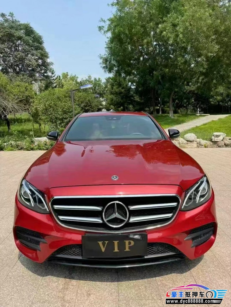 抵押车出售17年奔驰E轿车