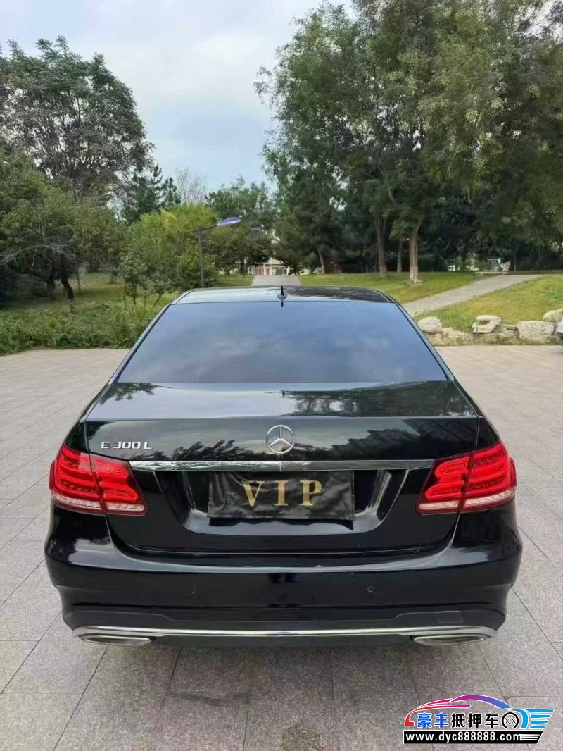 14年奔驰E轿车抵押车出售