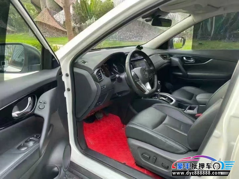 24年日产奇骏轿车抵押车出售