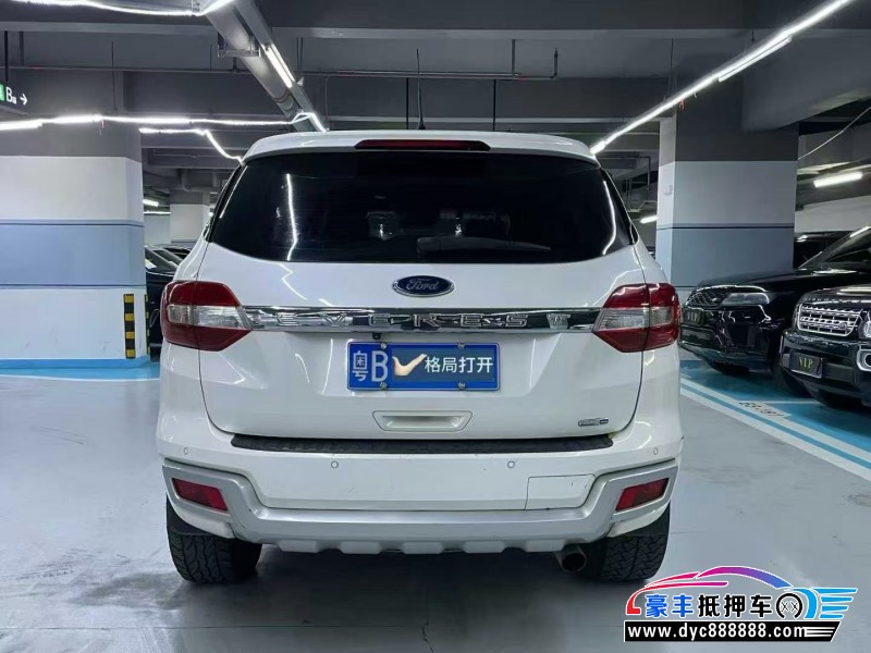 17年福特撼路者轿车抵押车出售