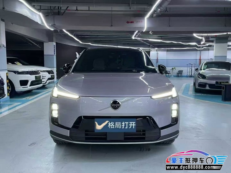 25年沃尔沃XC70轿车抵押车出售