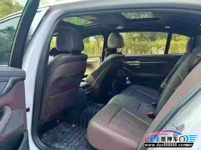 21年宝马5系轿车抵押车出售