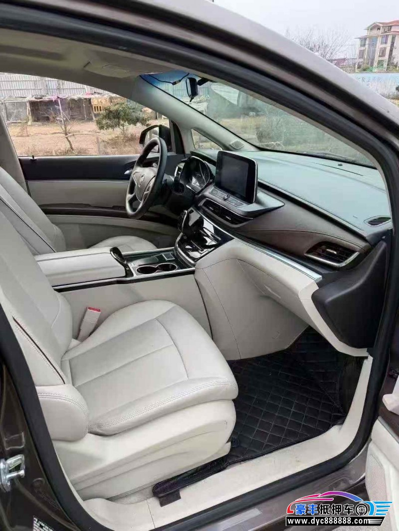 20年别克GL8轿车抵押车出售