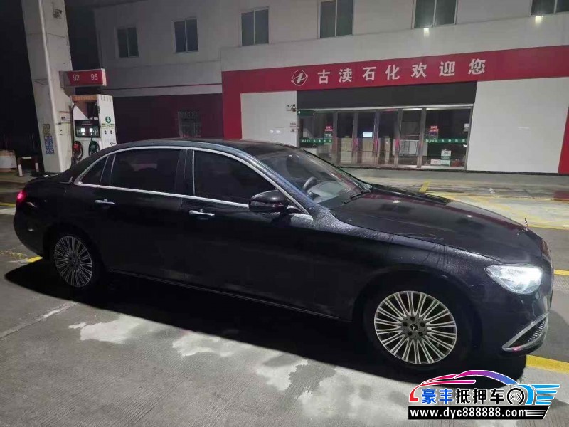 21年奔驰E轿车抵押车出售