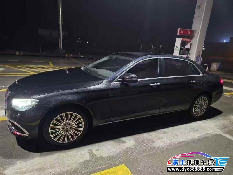 21年奔驰E轿车抵押车出售