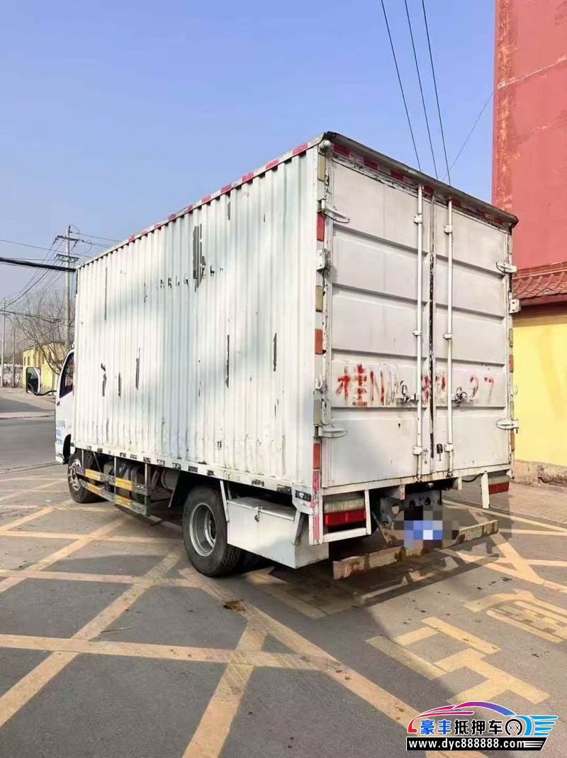 21年东风福瑞卡轿车抵押车出售