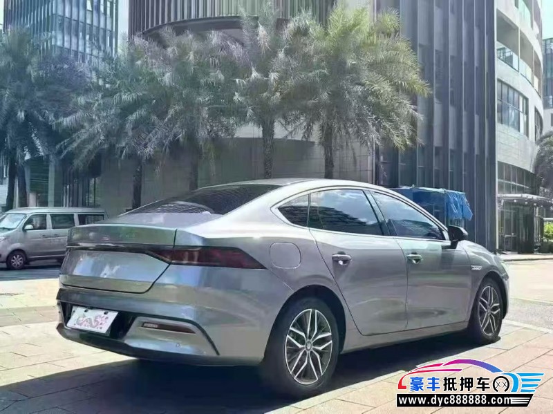 22年比亚迪秦轿车抵押车出售