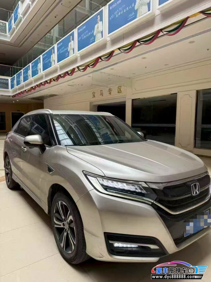 18年本田UR-V轿车抵押车出售