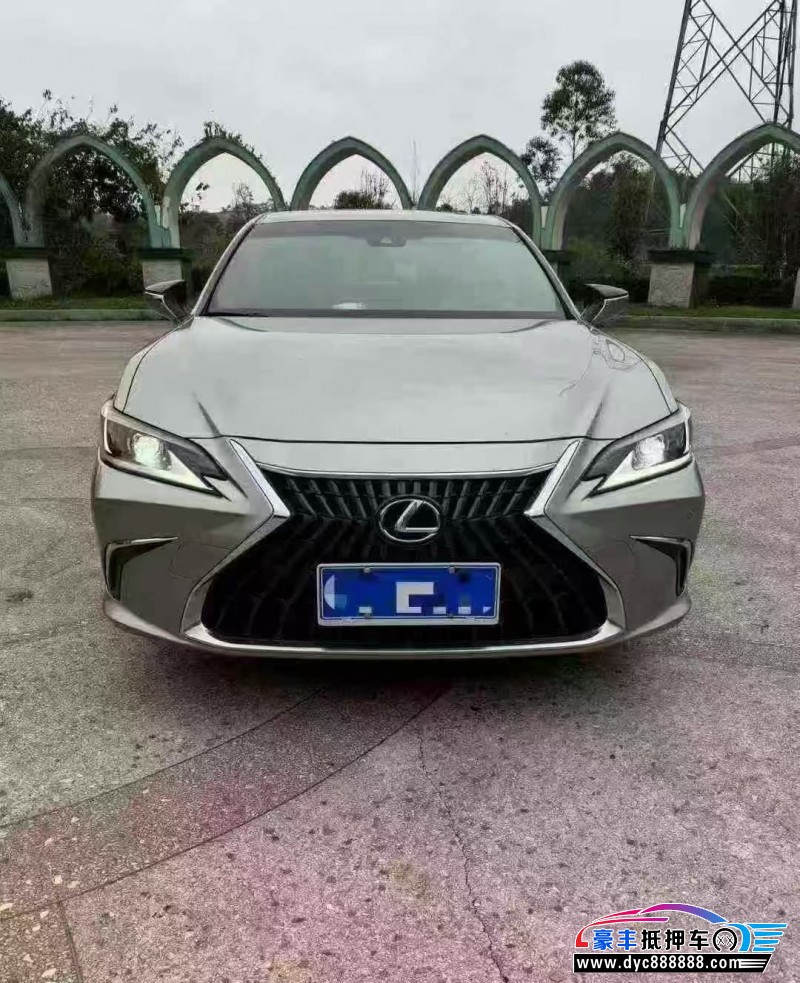 22年雷克萨斯ES轿车抵押车出售