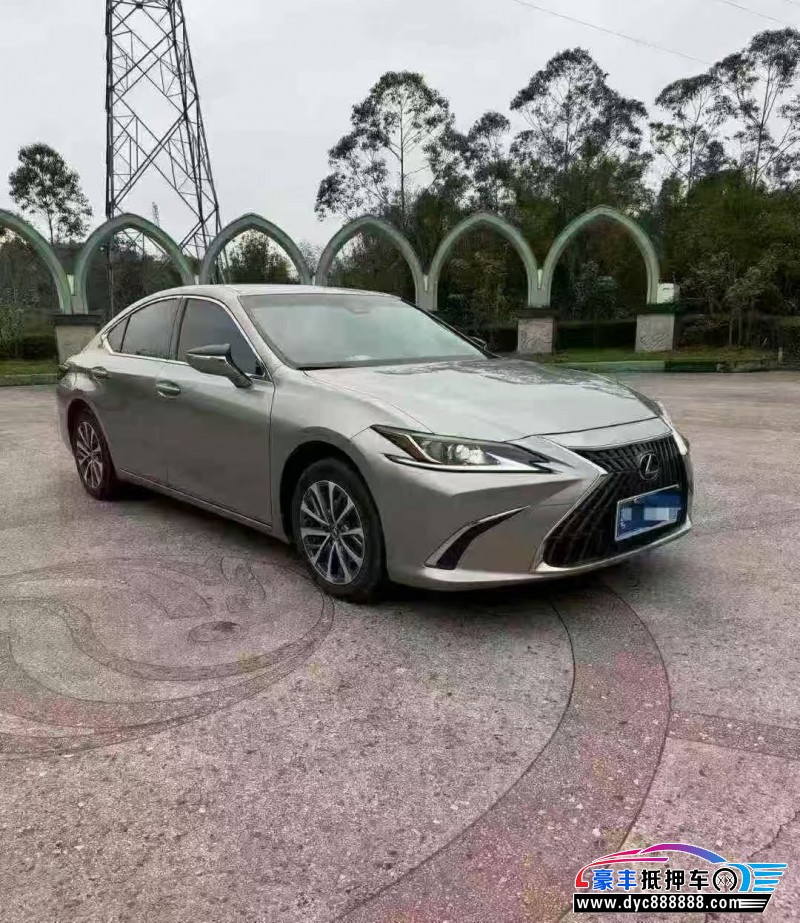 22年雷克萨斯ES轿车抵押车出售