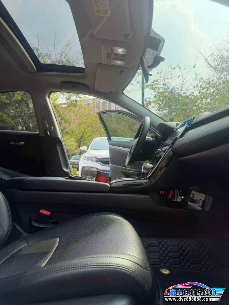 19年本田思域轿车抵押车出售