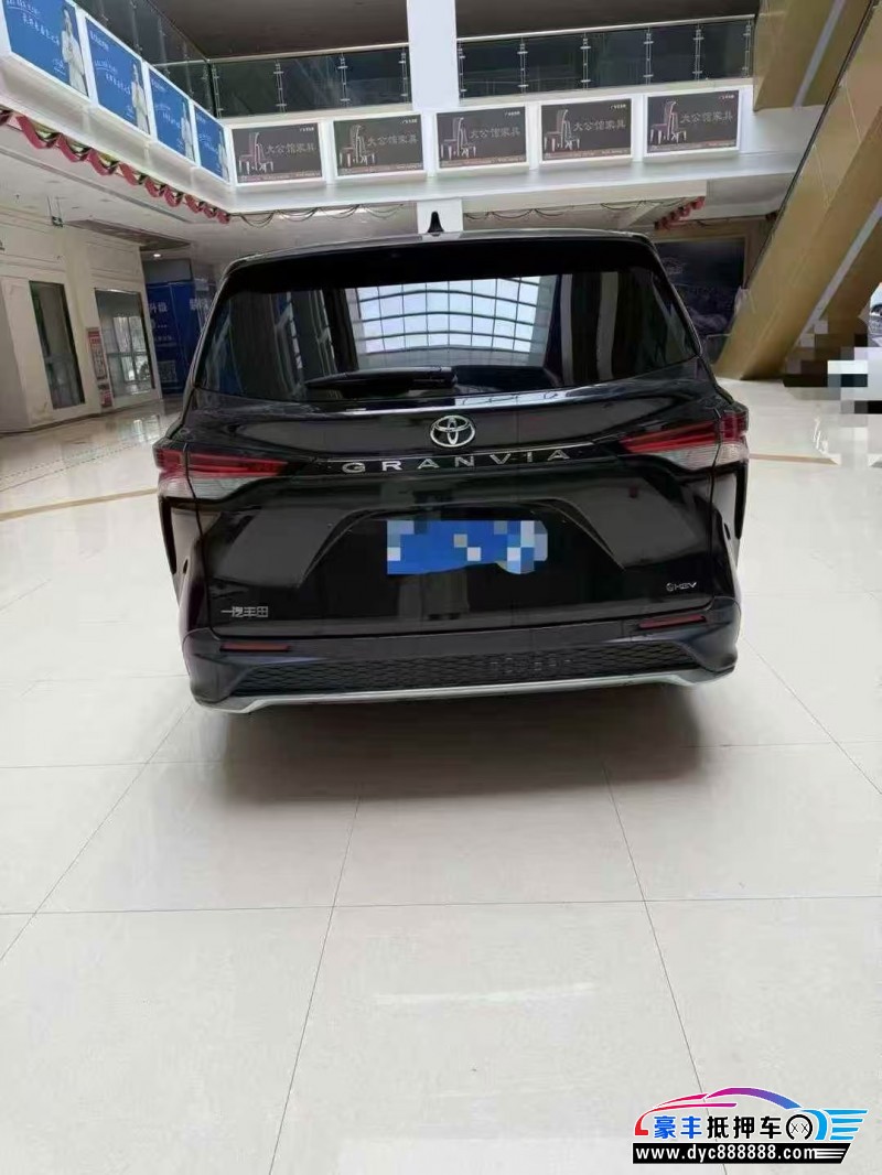 25年丰田格瑞维亚轿车抵押车出售
