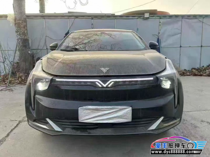 23年哪吒U轿车抵押车出售