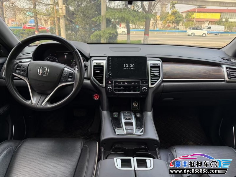 19年本田UR-V轿车抵押车出售