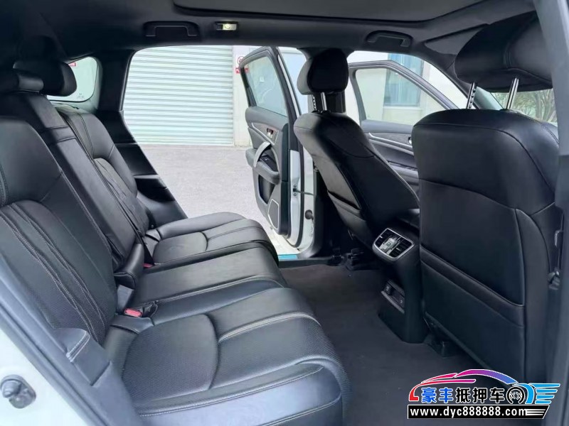 21年本田UR-V轿车抵押车出售