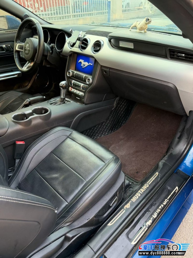 20年福特野马轿车抵押车出售