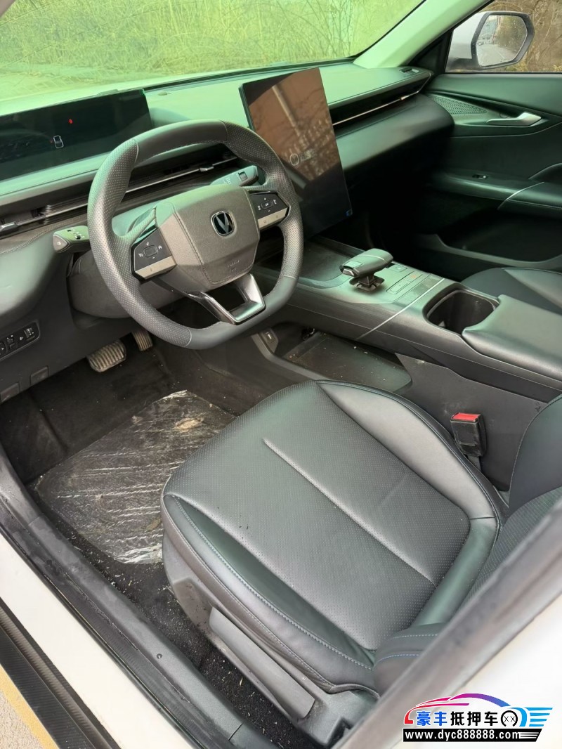 24年长安逸动轿车抵押车出售