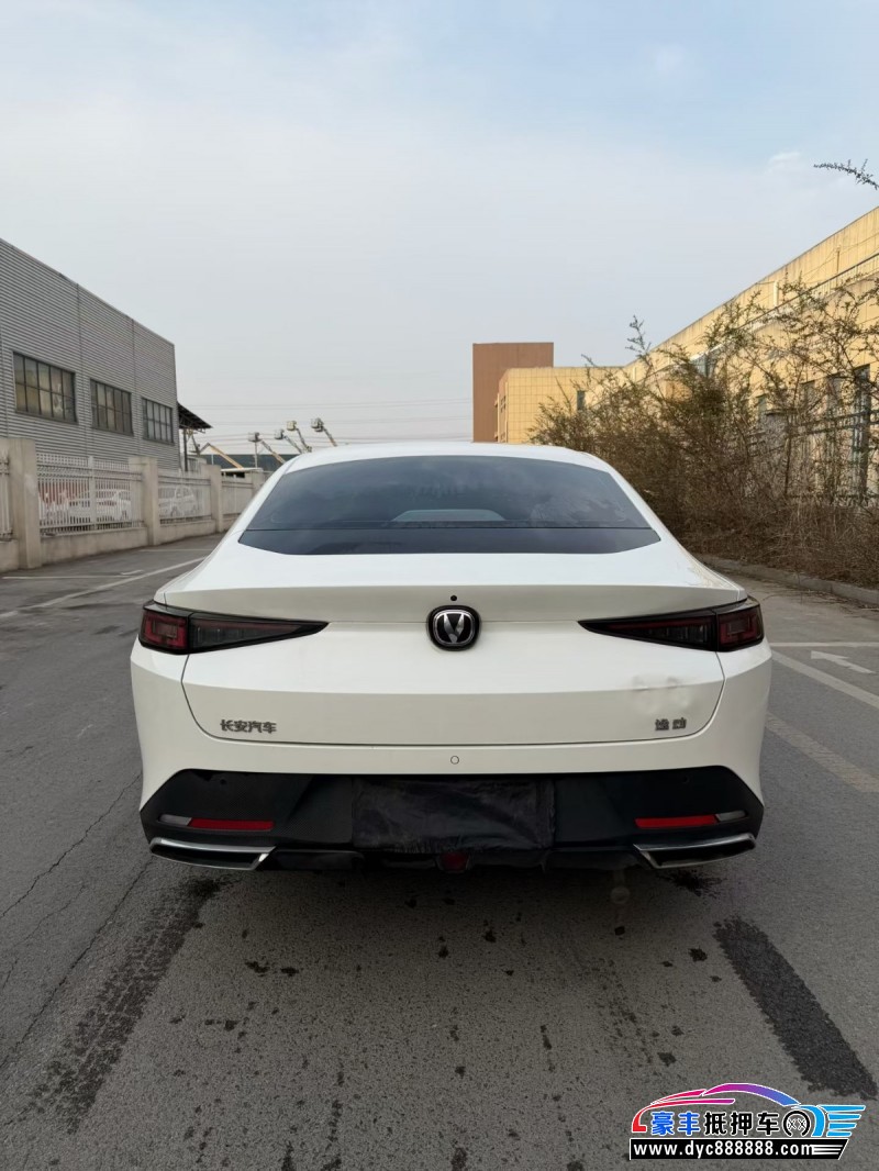 24年长安逸动轿车抵押车出售