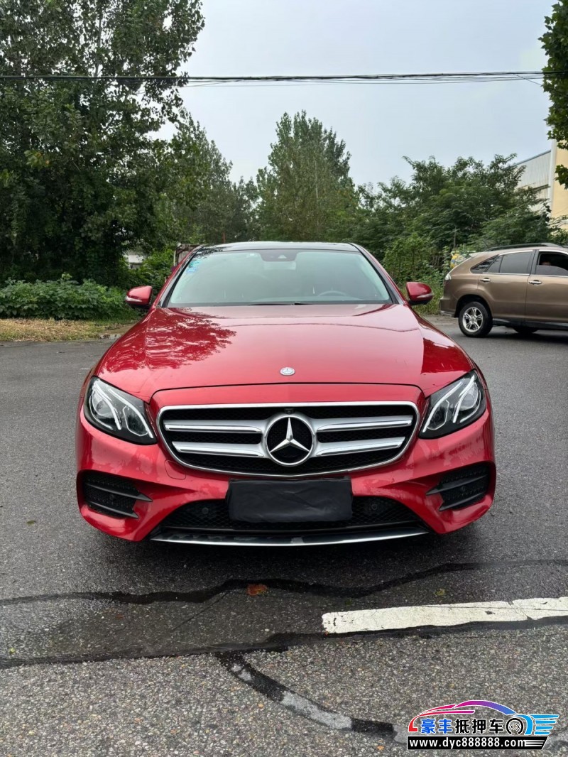 17年奔驰E轿车抵押车出售