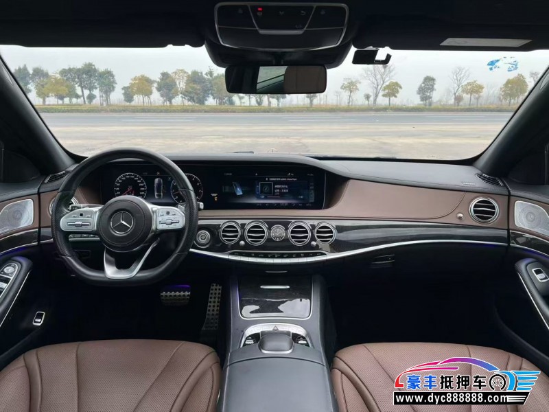 19年奔驰S轿车抵押车出售