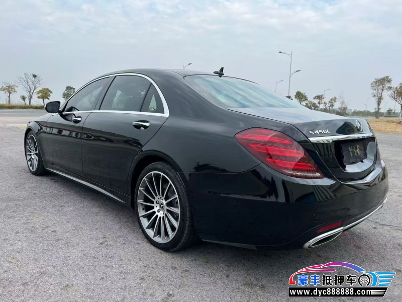 19年奔驰S轿车抵押车出售