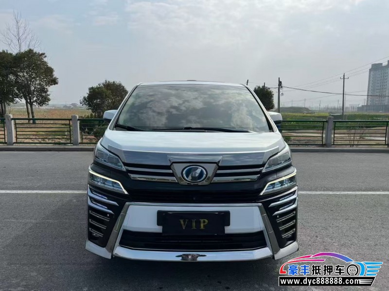 抵押车出售20年丰田威尔法轿车