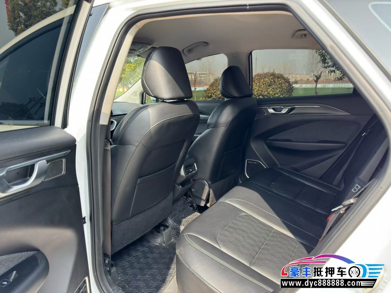 22年吉利几何轿车抵押车出售