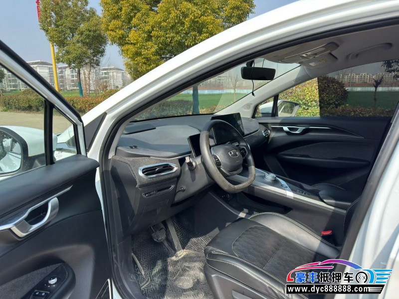 22年吉利几何轿车抵押车出售