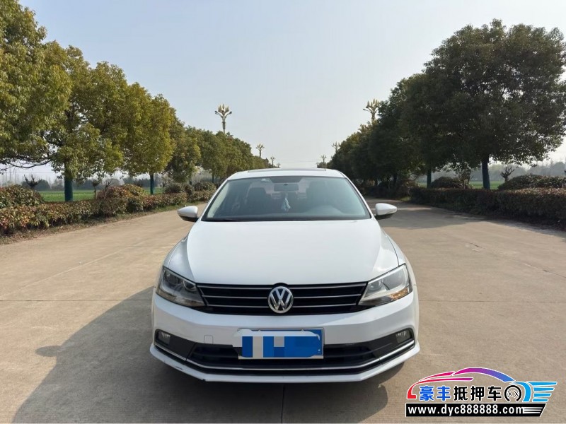 抵押车出售16年大众速腾轿车