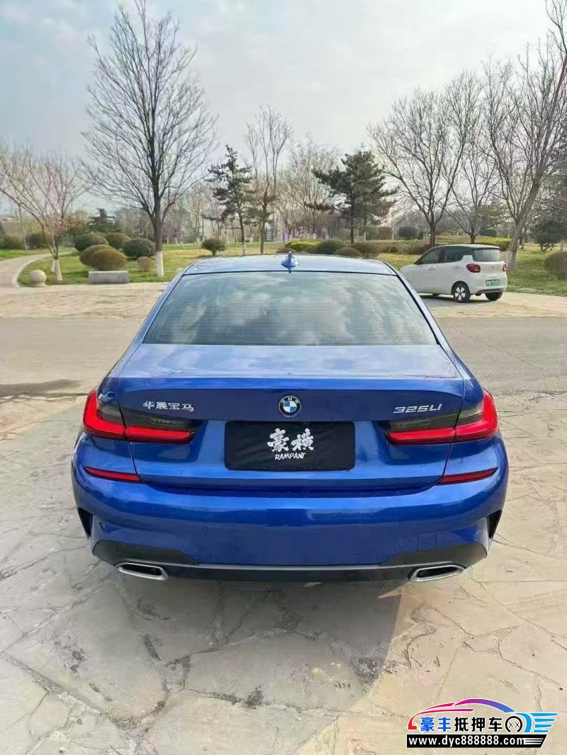 22年宝马3系轿车抵押车出售