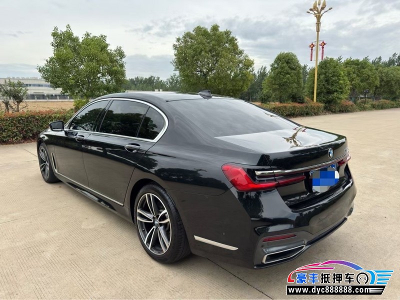 22年宝马7系轿车抵押车出售
