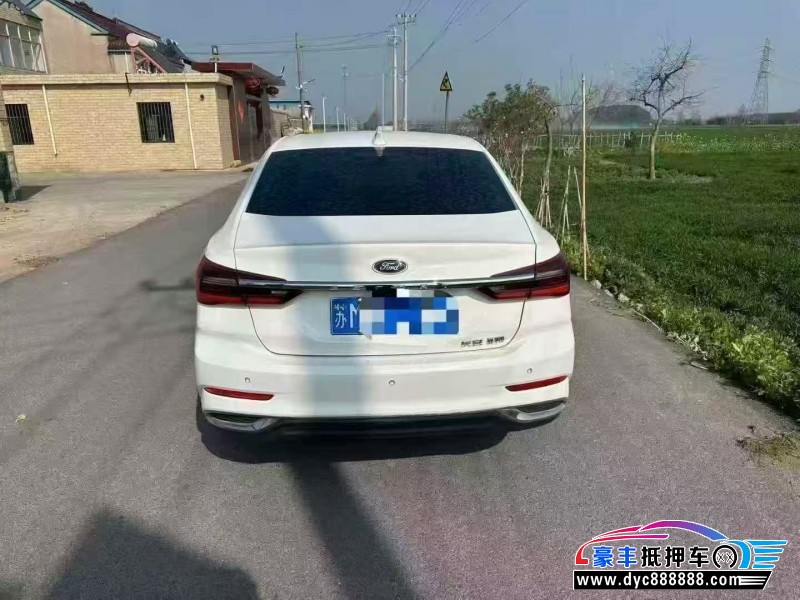 22年福特福睿斯轿车抵押车出售