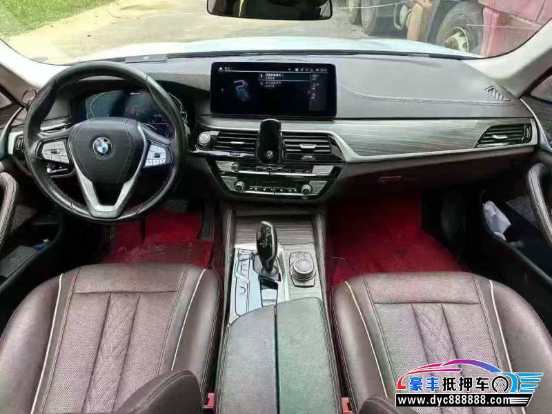 22年宝马5系轿车抵押车出售