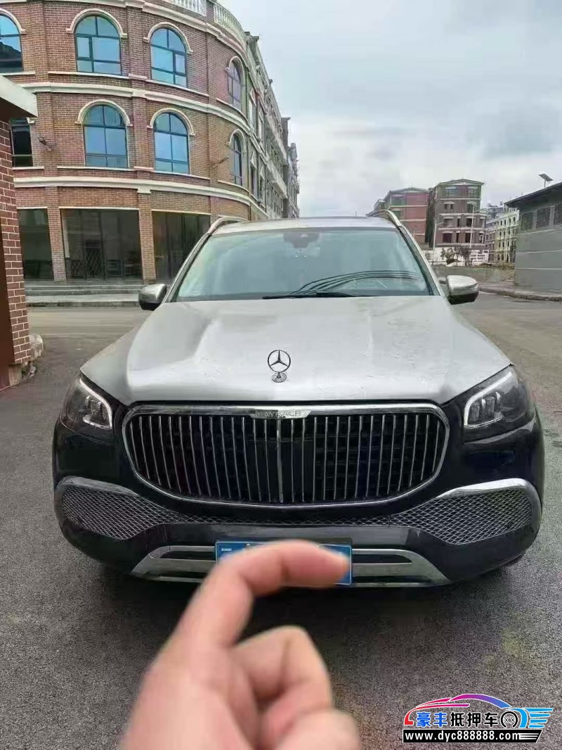 抵押车出售21年奔驰GLS轿车