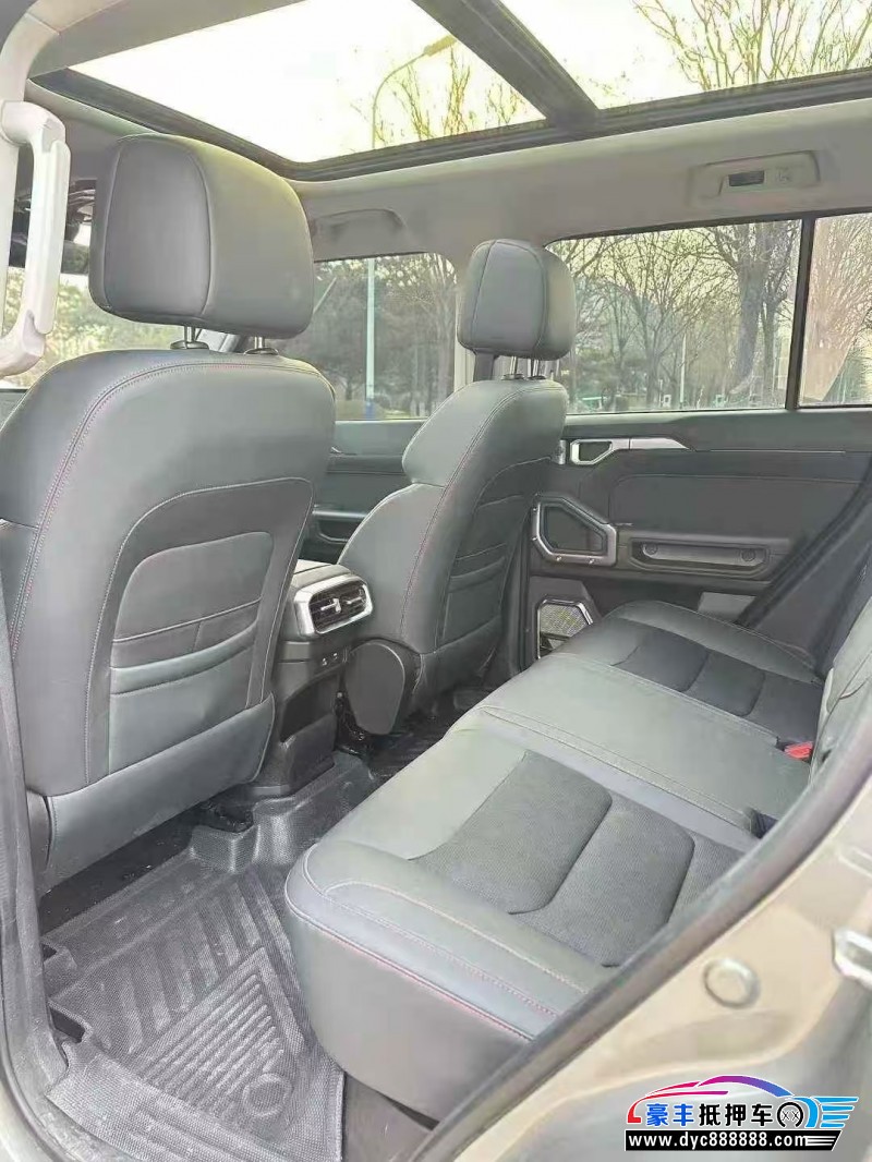 25年捷途山海T2轿车抵押车出售