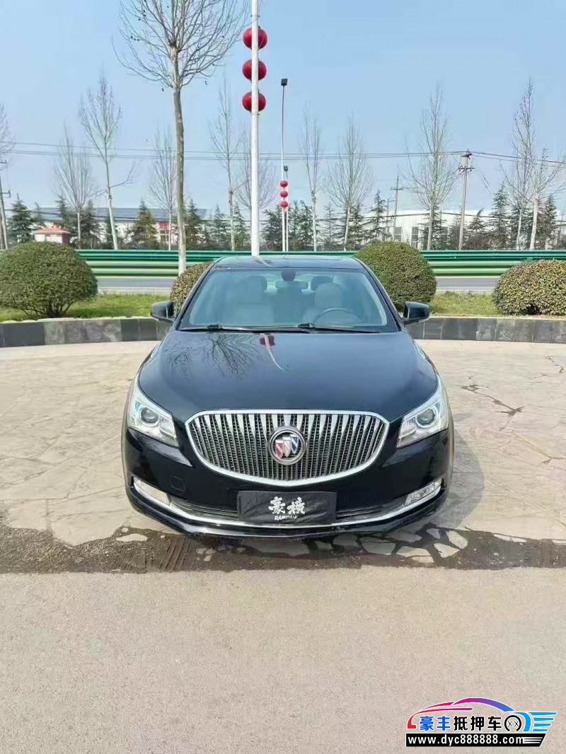 15年别克君越轿车抵押车出售