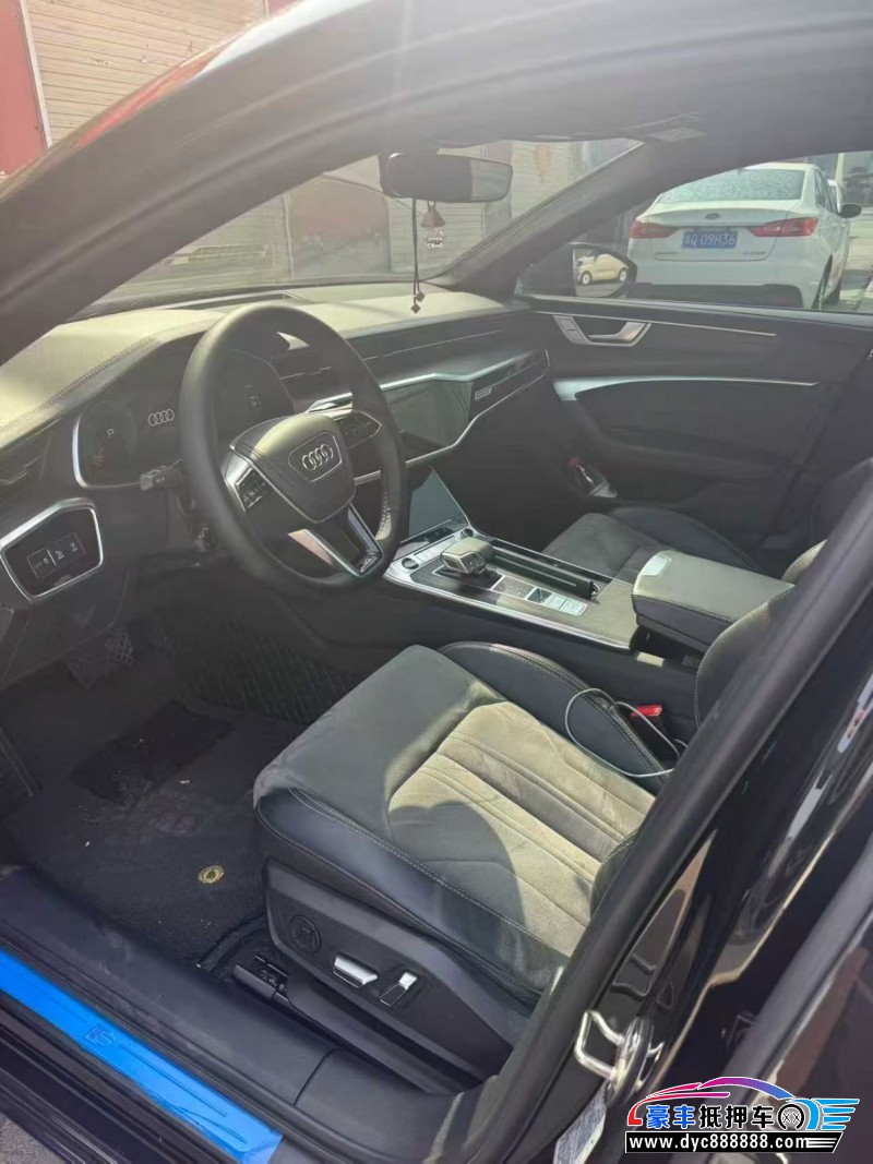 25年奥迪A6轿车抵押车出售
