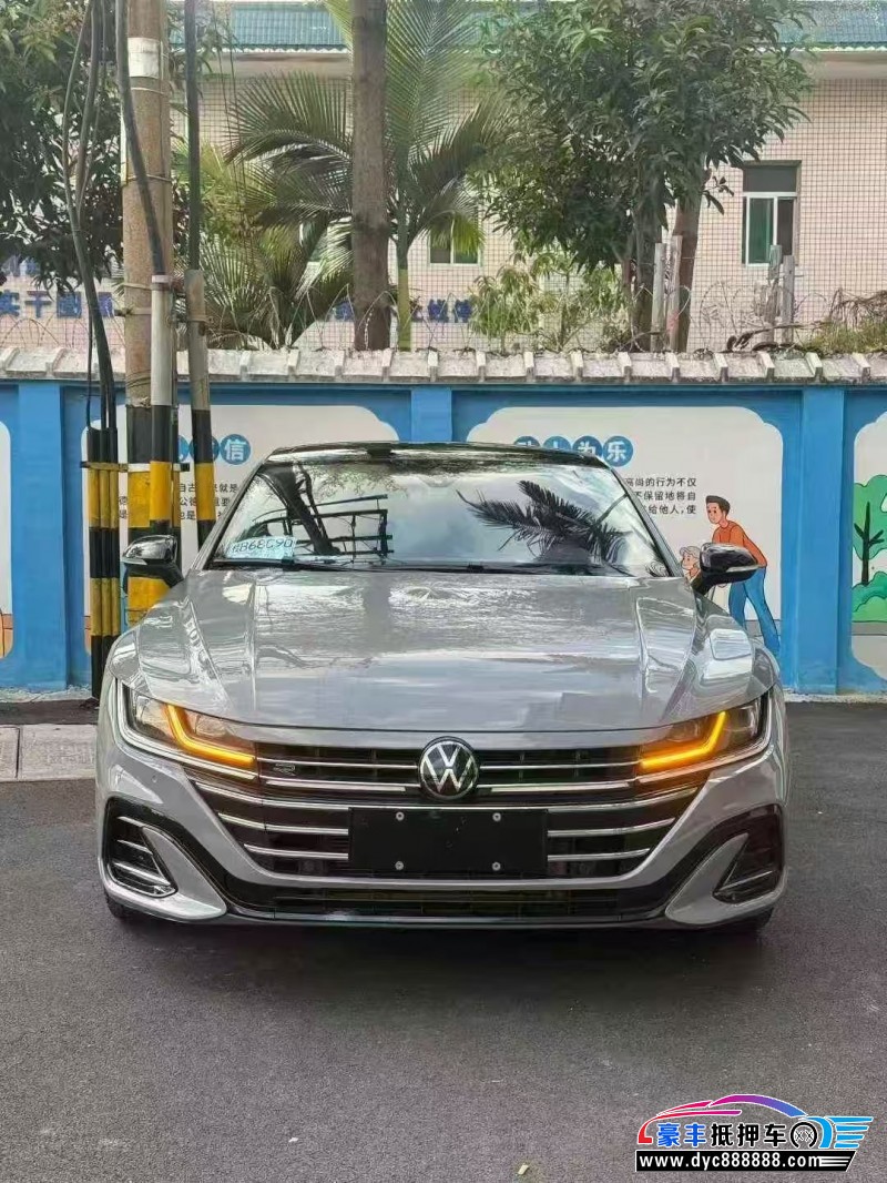 抵押车出售23年大众CC轿车