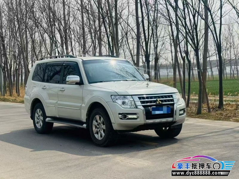 20年三菱帕杰罗SUV抵押车出售