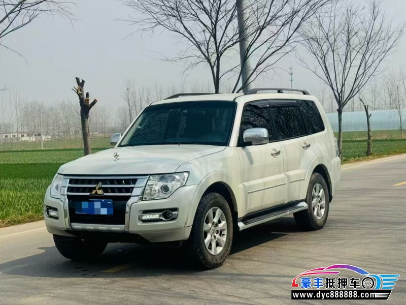 20年三菱帕杰罗SUV抵押车出售