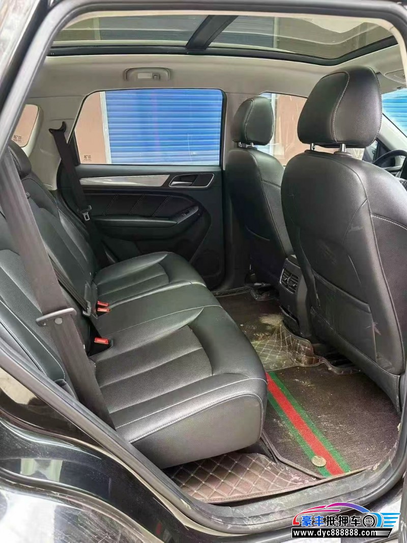 17年荣威RX5轿车抵押车出售