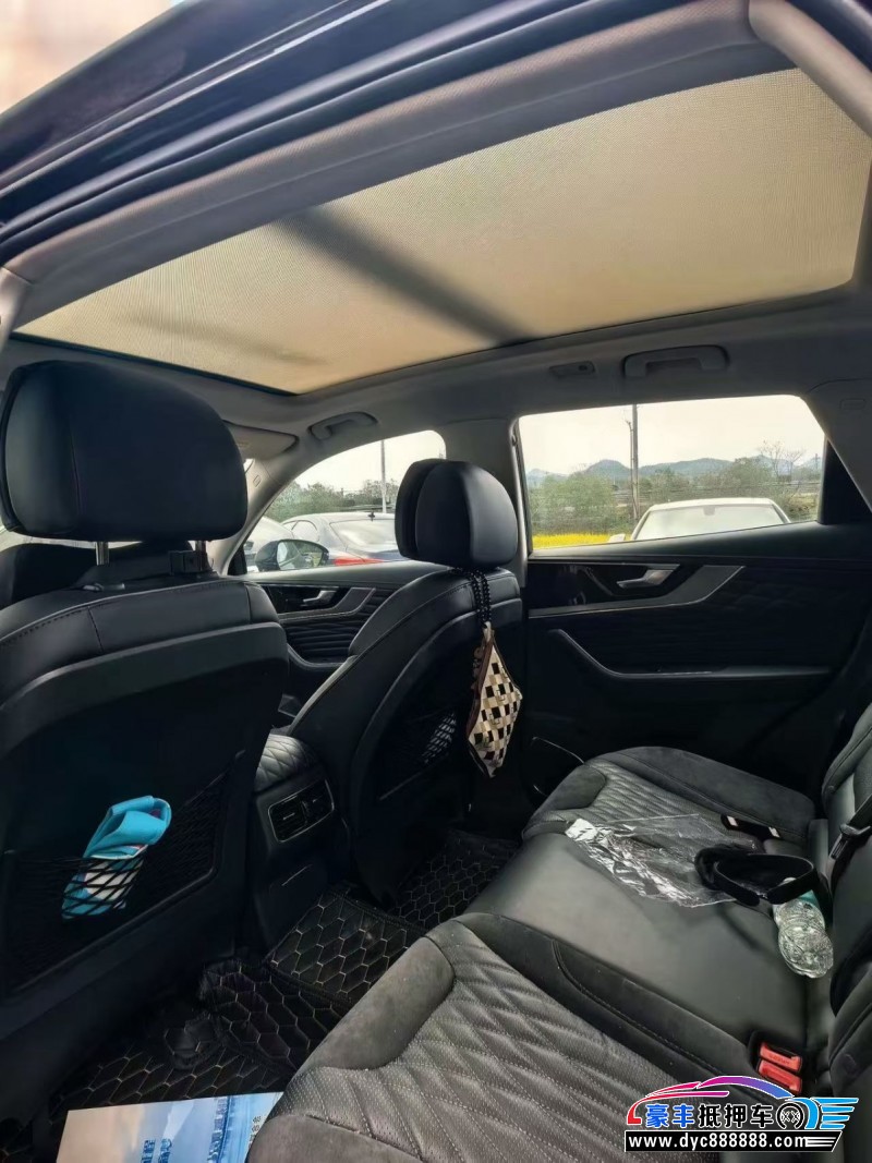 23年红旗HS5轿车抵押车出售