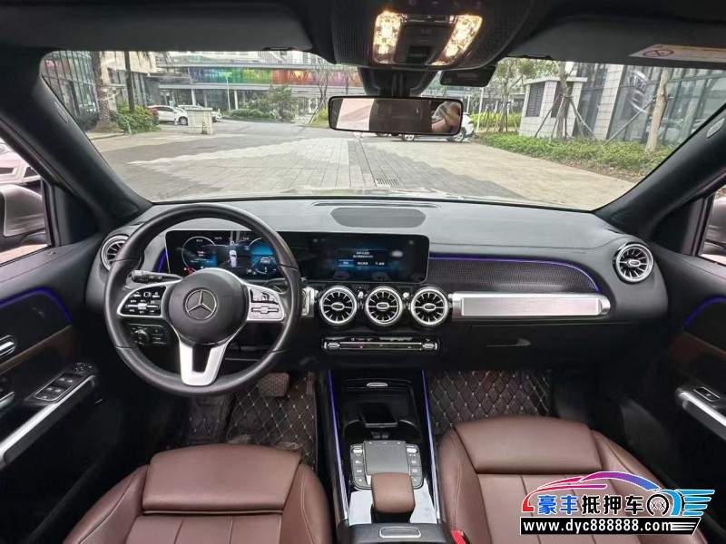 21年奔驰GLB轿车抵押车出售