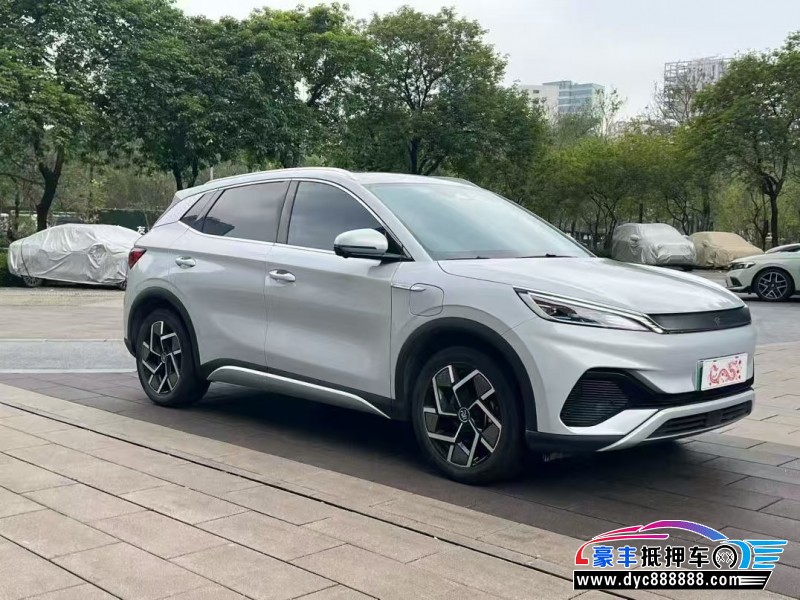 24年比亚迪元轿车抵押车出售