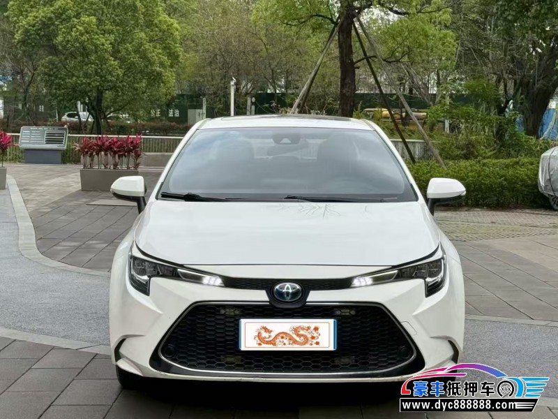 抵押车出售22年丰田雷凌轿车