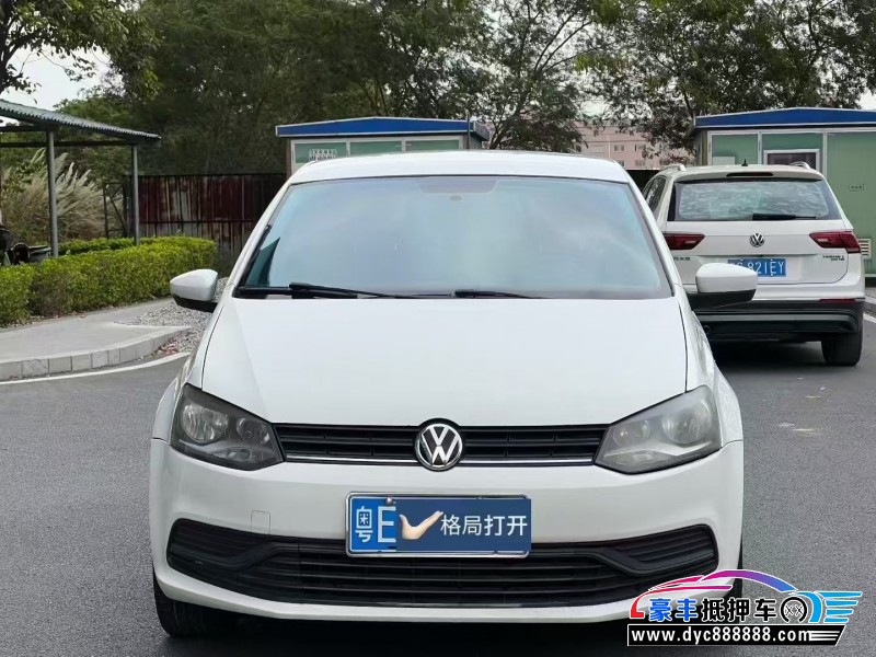 抵押车出售19年大众polo轿车